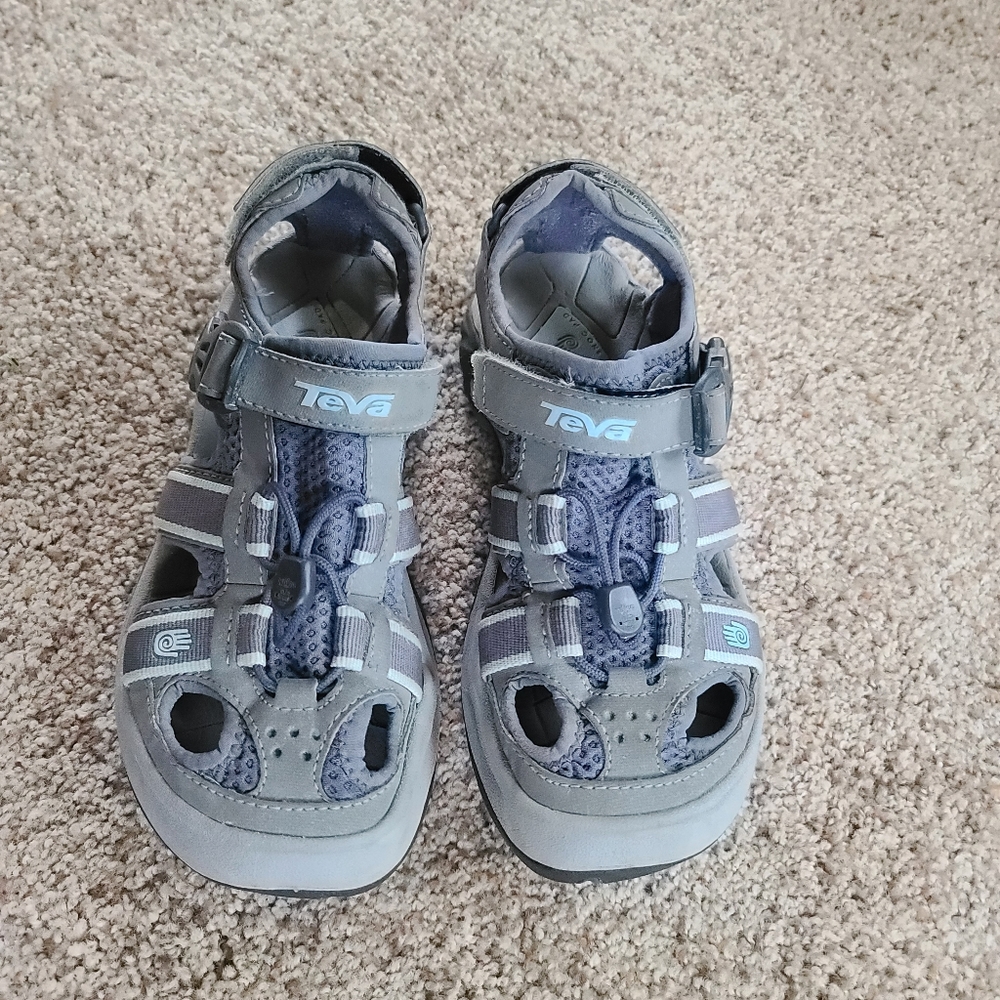 Teva Sandal Size 8